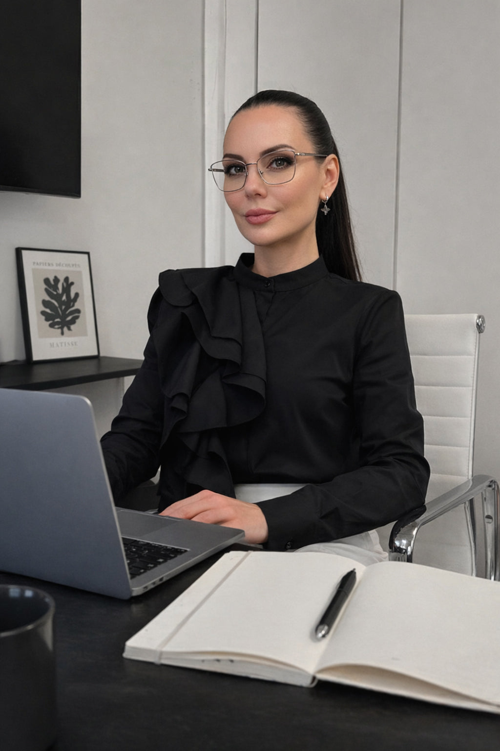 черна памучна визия за жена