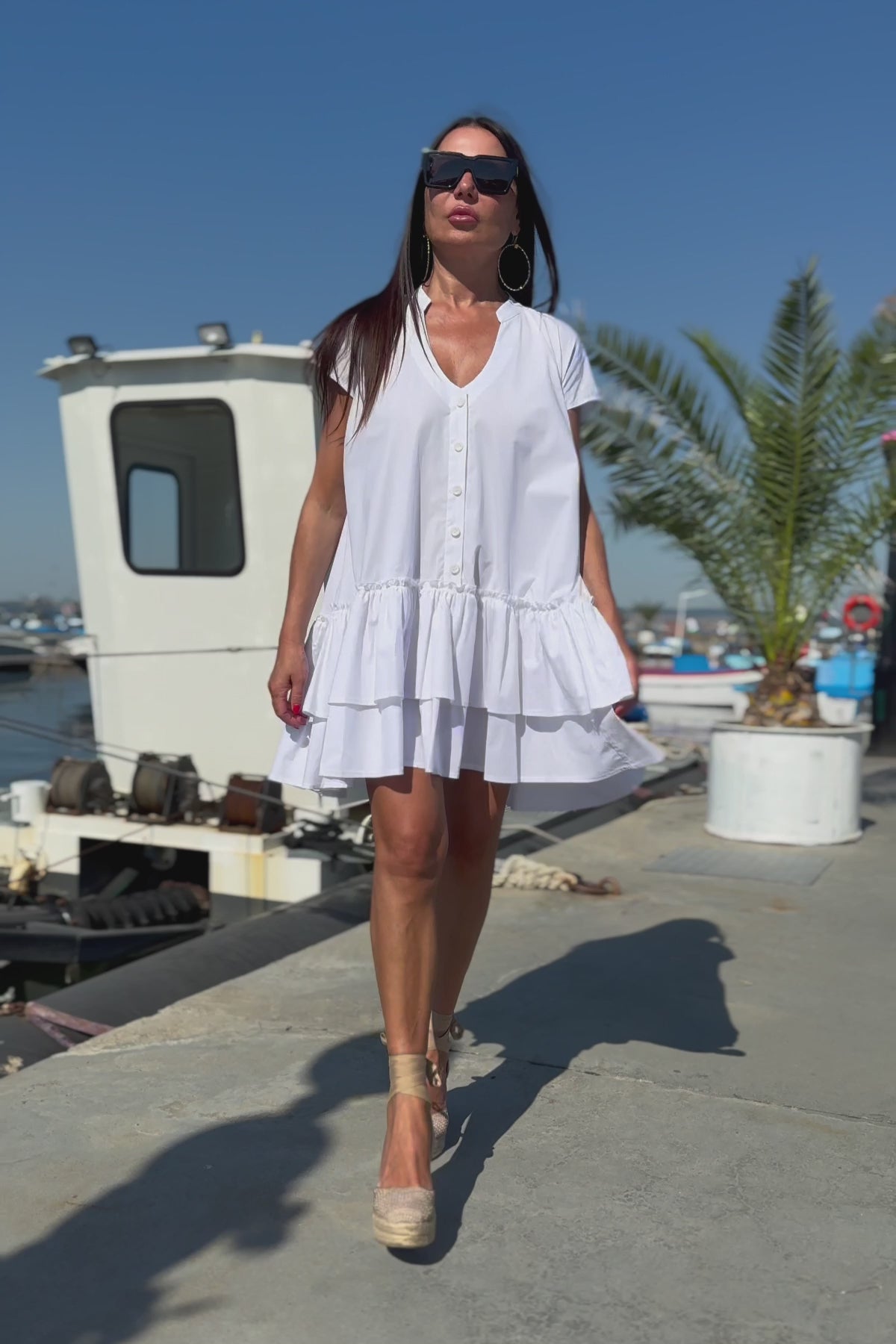 white cotton dress short